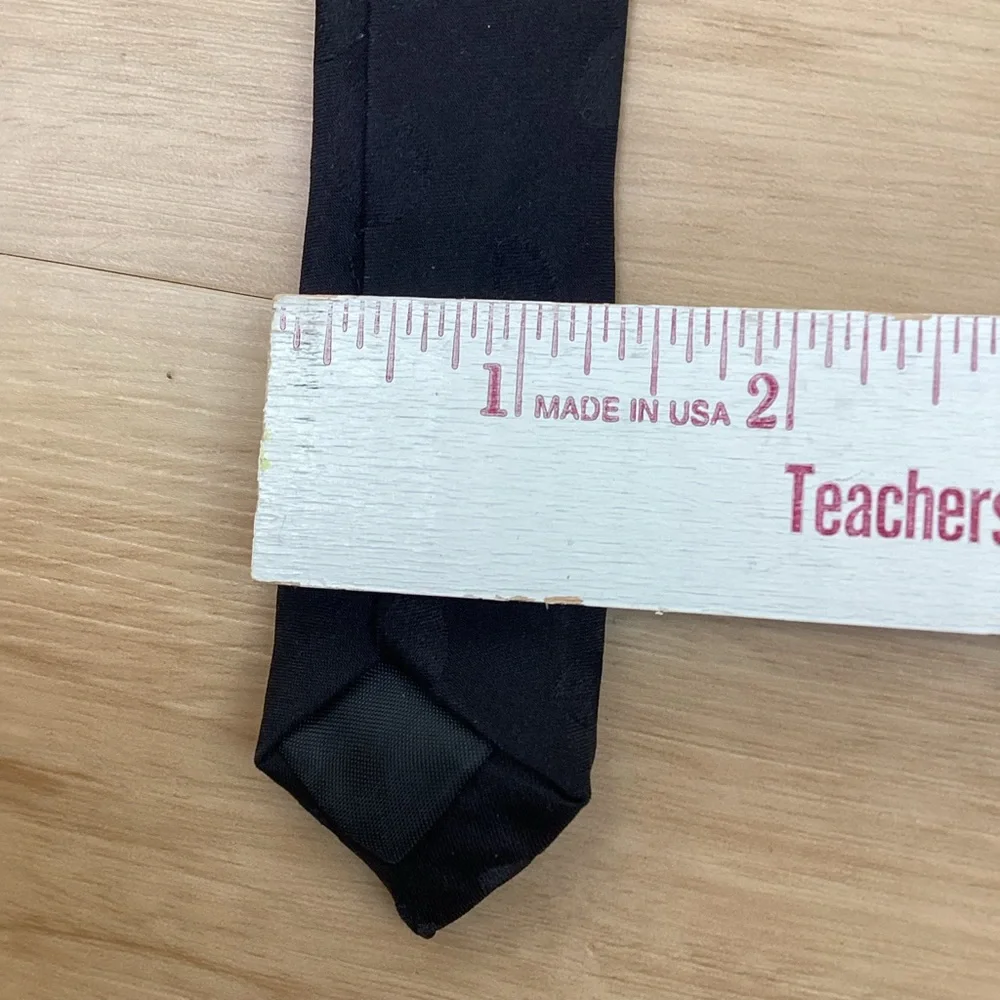 Looney Tunes Mania 100% Tasmanian‎ Devil Funny Novelty Black Neck Tie